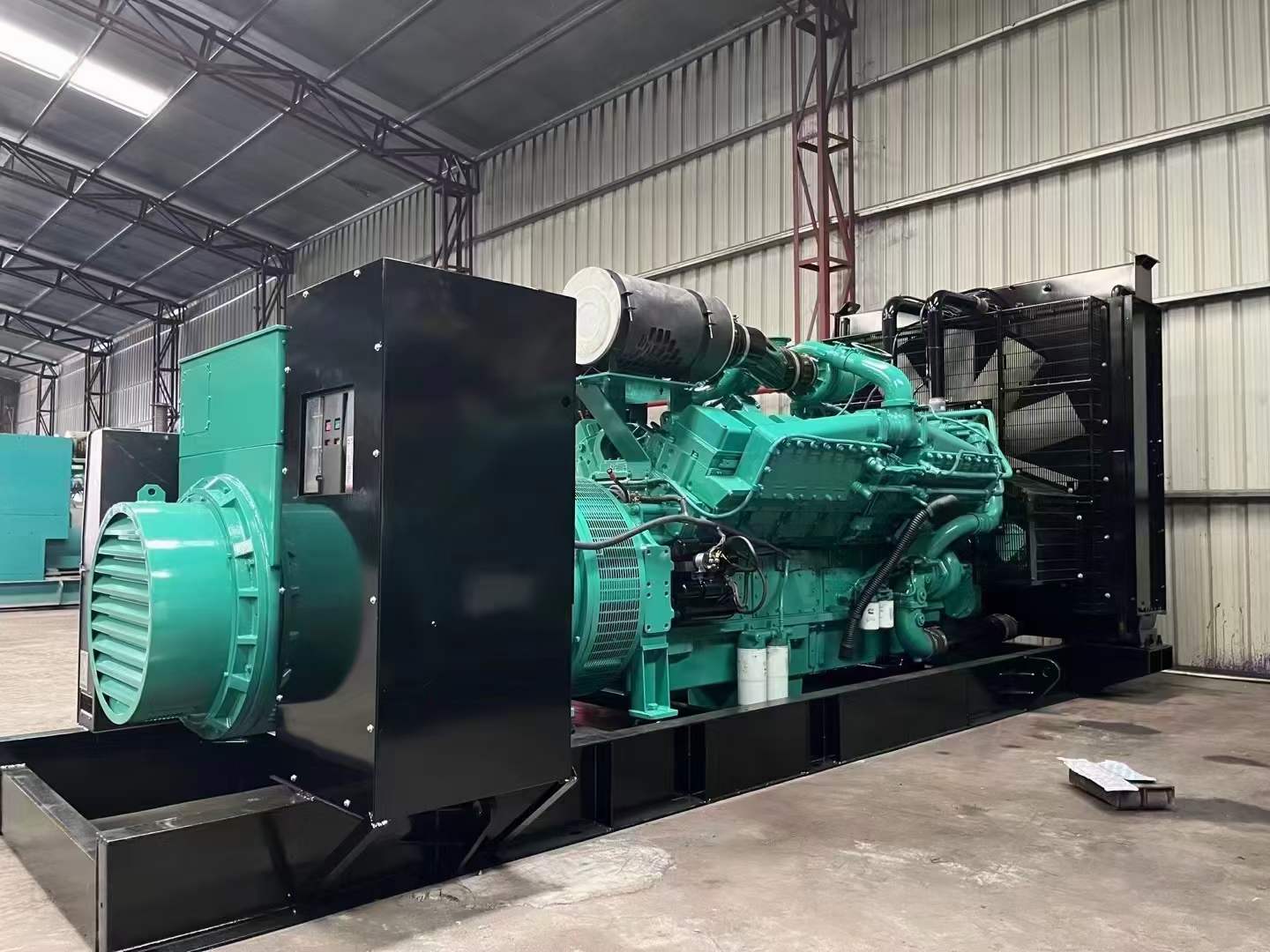 湟源如何降低 800kW 柴油发电机输出电流的波动？