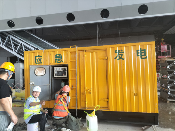 湟源怎样判断空气滤清器是否需要更换？